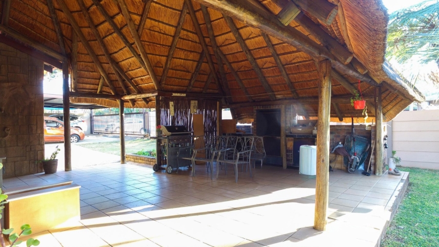 3 Bedroom Property for Sale in Bodorp North West